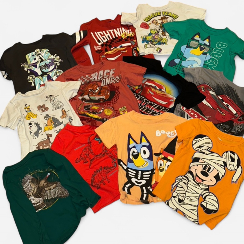Lot of boys 3T shirts